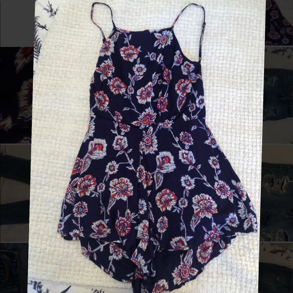 Floral Pacsun Romper!